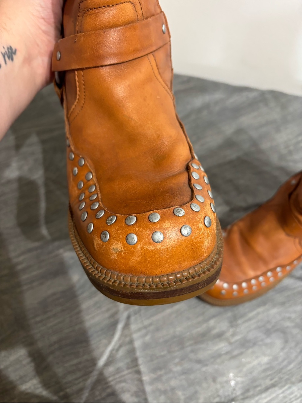 Harley Davidson Vintage Studded Leather Boots Tan Brown 8.5 Y2K Biker 84228 - Picture 6 of 10